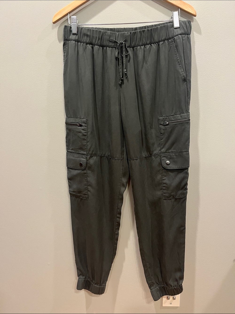 Banana Republic Green Joggers